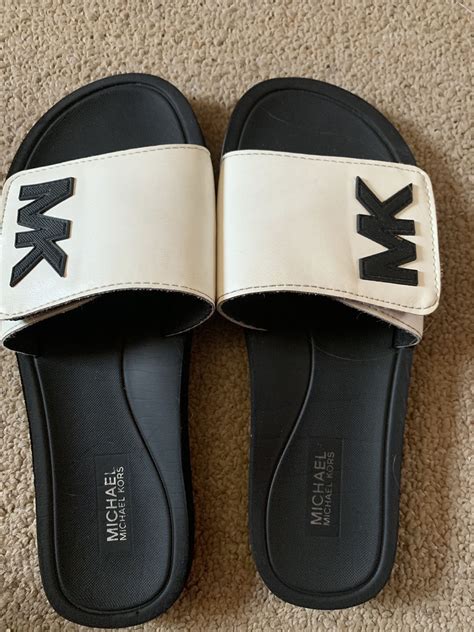 michael kors sandals size 5.